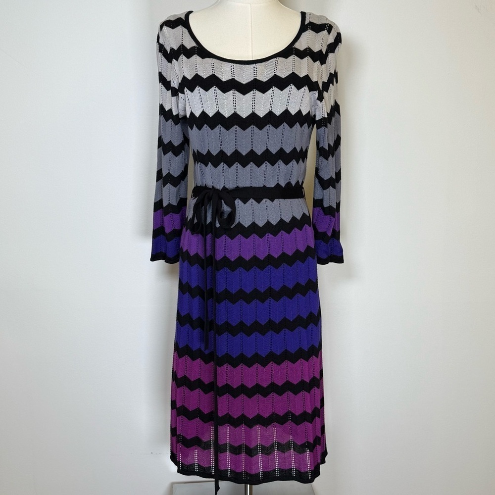 Danny and Nicole Chevron Print Purple Gray Black Belted Knit Dress Size Large